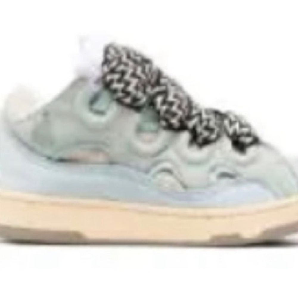 Worn only once price is negotiable!! I need this off my hands ASAP size 43